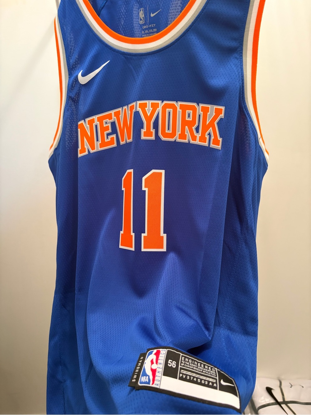 Official XL Swingman Brunson